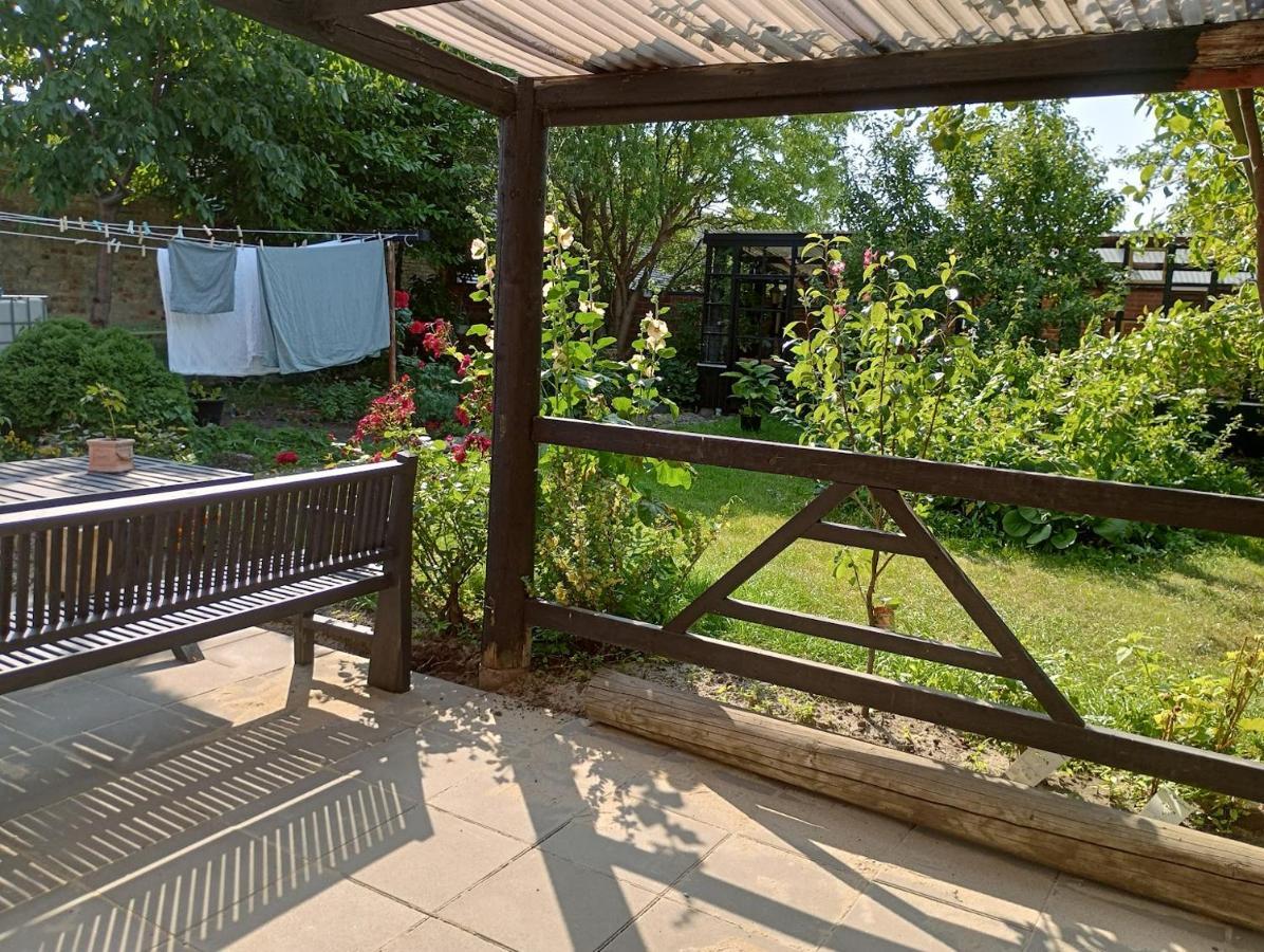 Ezzo Guest House Nakskov Exterior photo